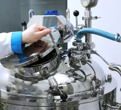 Reactors of suspensions and solutions. Manufacture of pharmaceutical industry. Production of suspensions, solutions for tablets. Reactor for manufacturing liquid, Clean room, Pharmaceutical plant, Drug manufacturing plant, Research Center, Pharmacy