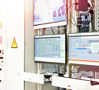 Screens monitoring and control of technological processes